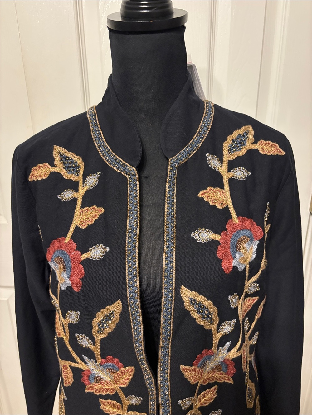 Soft Surroundings Embroidered Open Front Duster - Picture 2 of 9